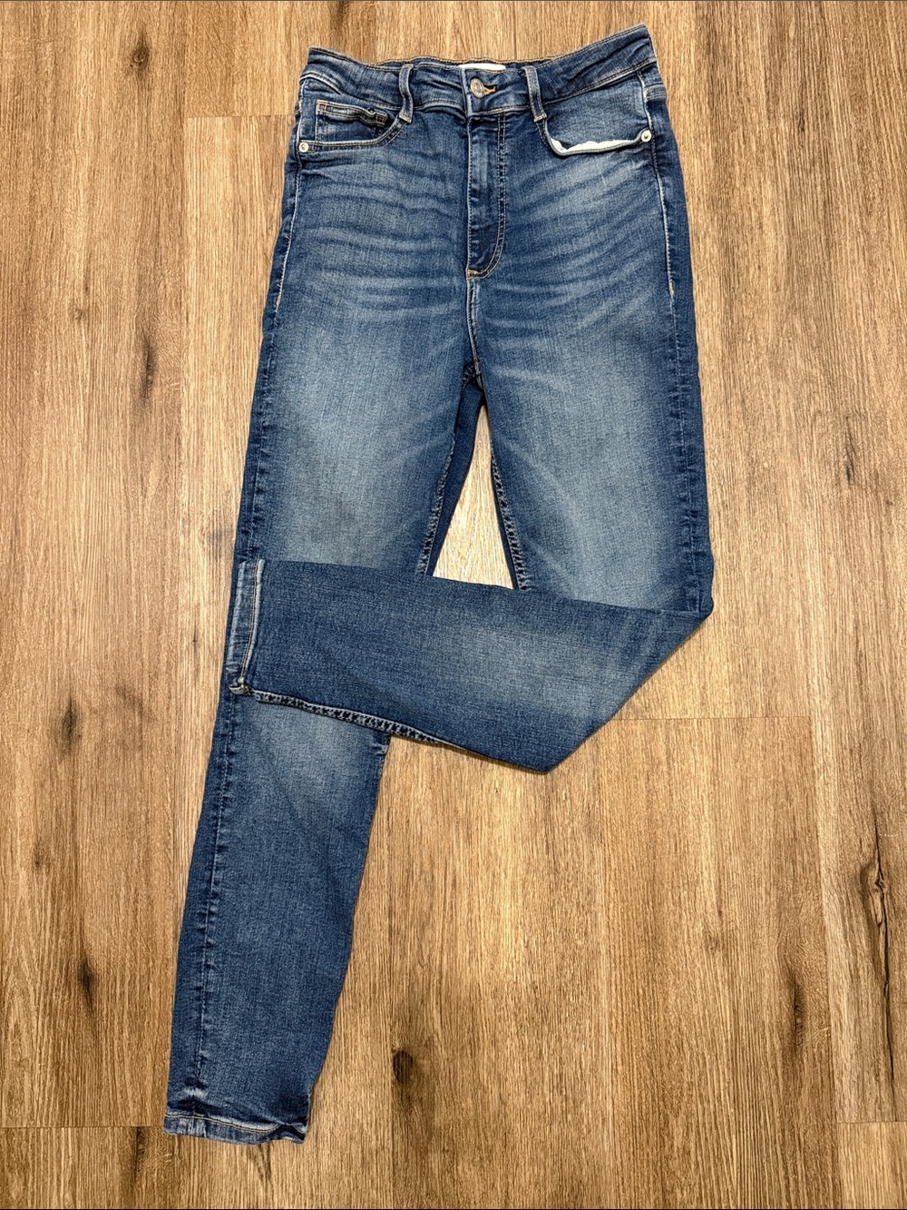 Zara Women Skinny Strech Medium Blue Jeans